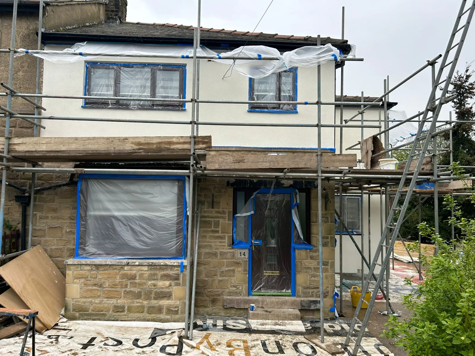 Rendered home in Rothwell by Leeds Rendering